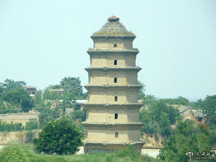 小巧玲珑的法源寺