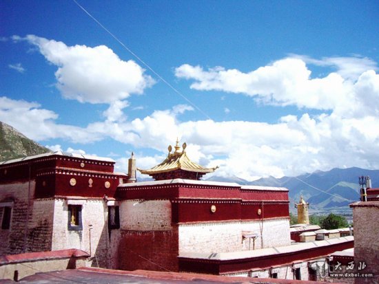 拉萨高原圣地色拉寺