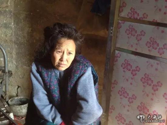 林州一人家娶“鬼妻”正下葬 棺材里传来拍击声