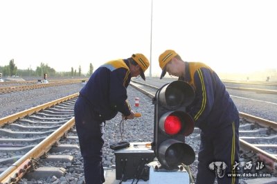 从“绿皮火车”到高铁